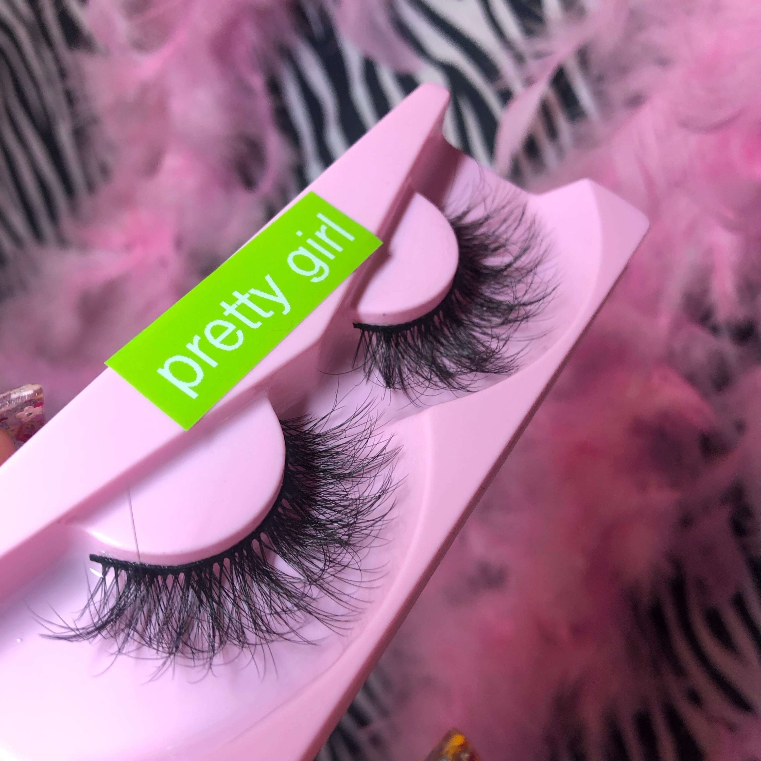 Pretty Girl Lashes ♡