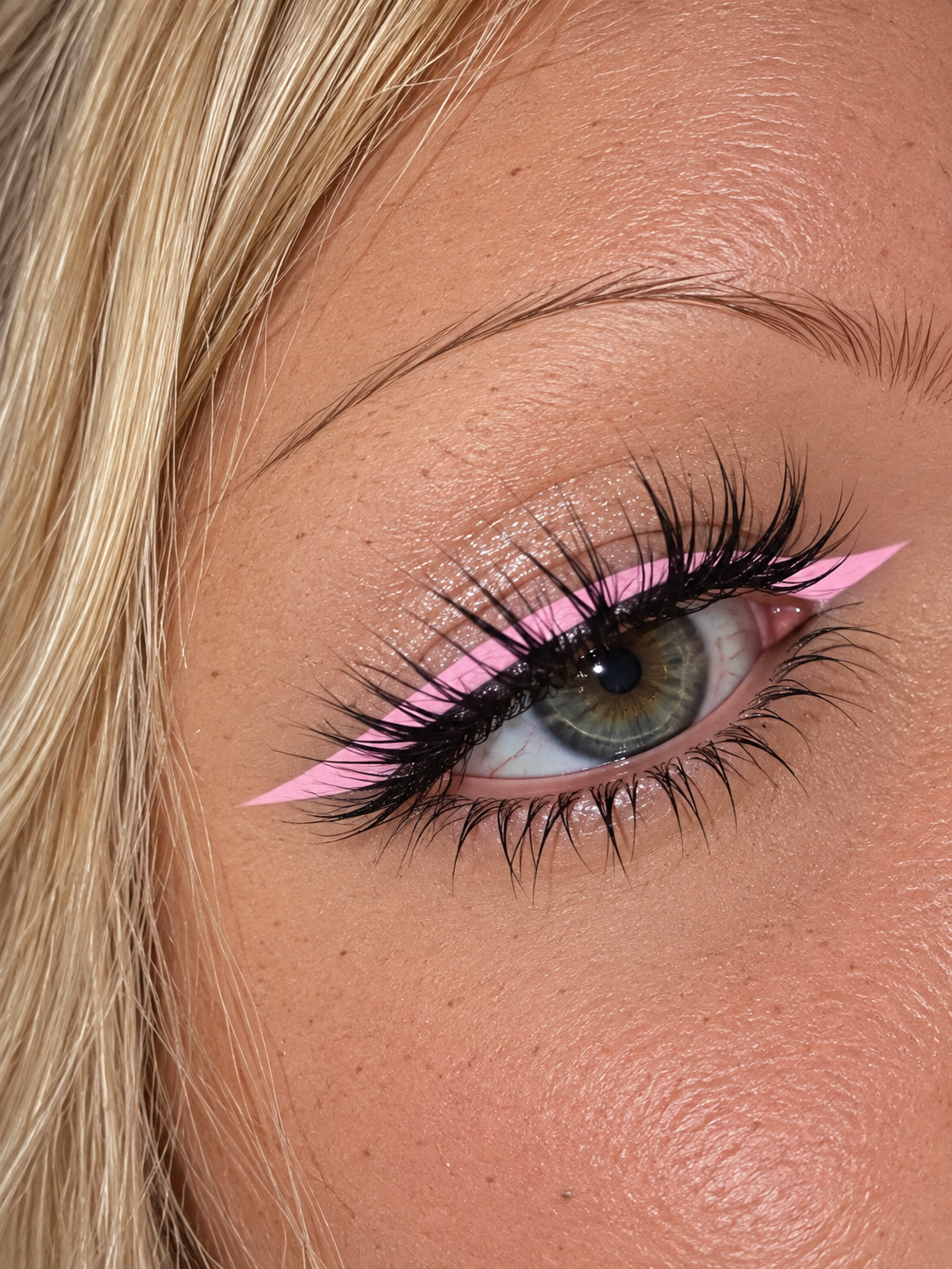 Amuse never melt waterproof gel eyeliner