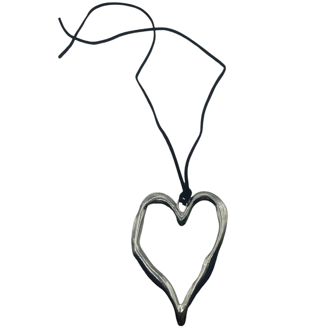 Cherish the moment heart necklace