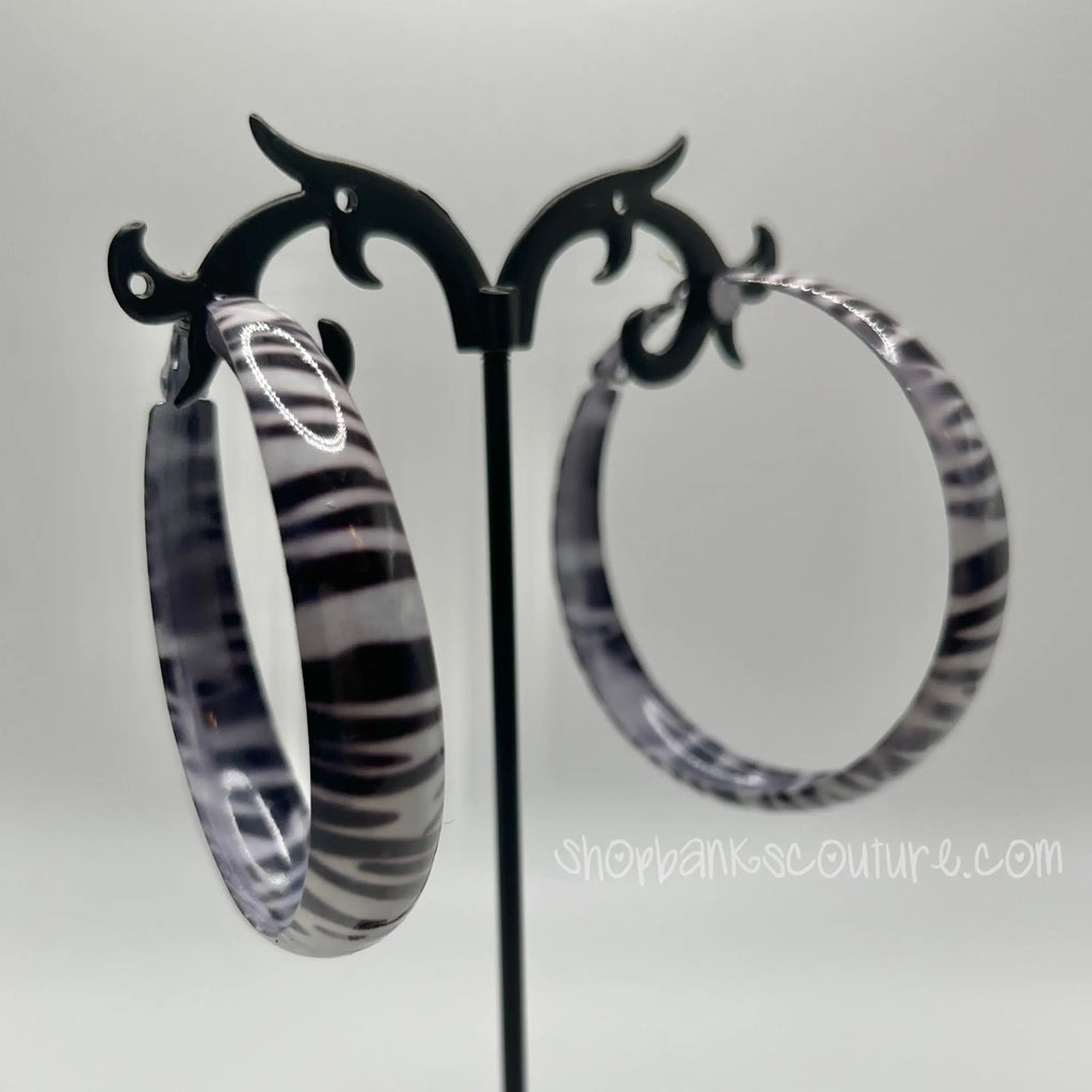 Zebra hoops - white