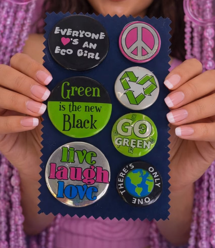 Eco girl button pin set