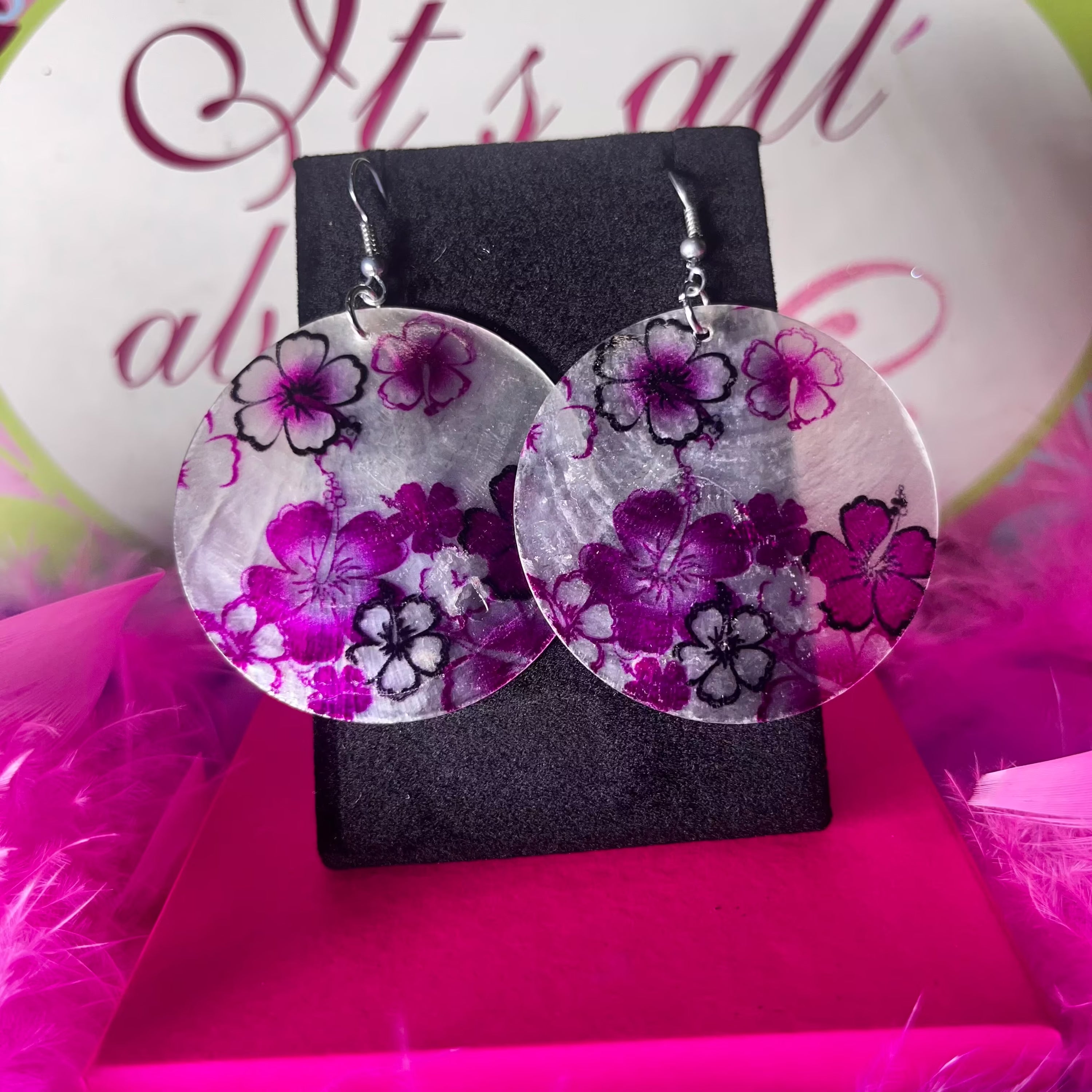 Take me to Hawaii pearl shell earrings