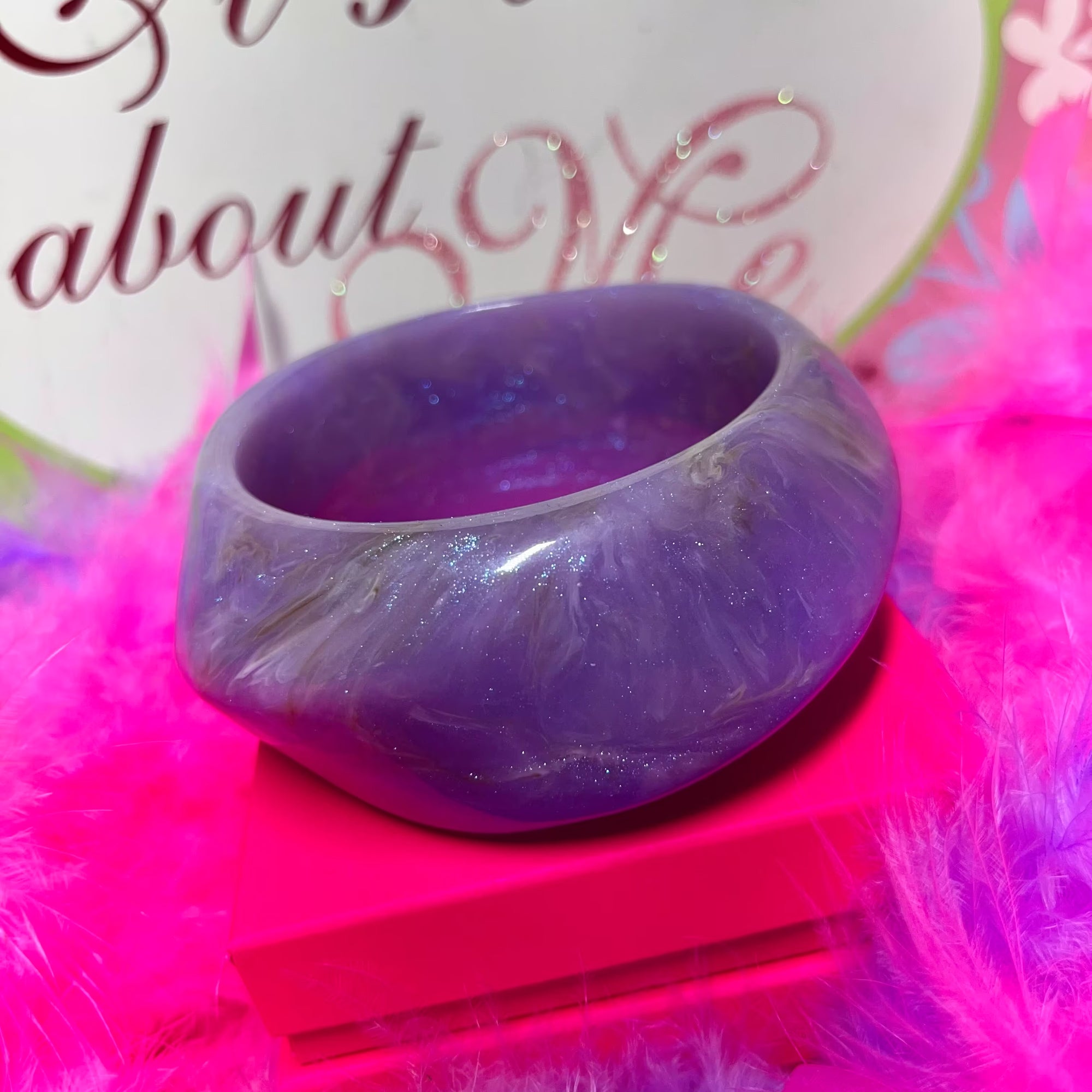 Vintage shimmer purple lucite chunky bangle