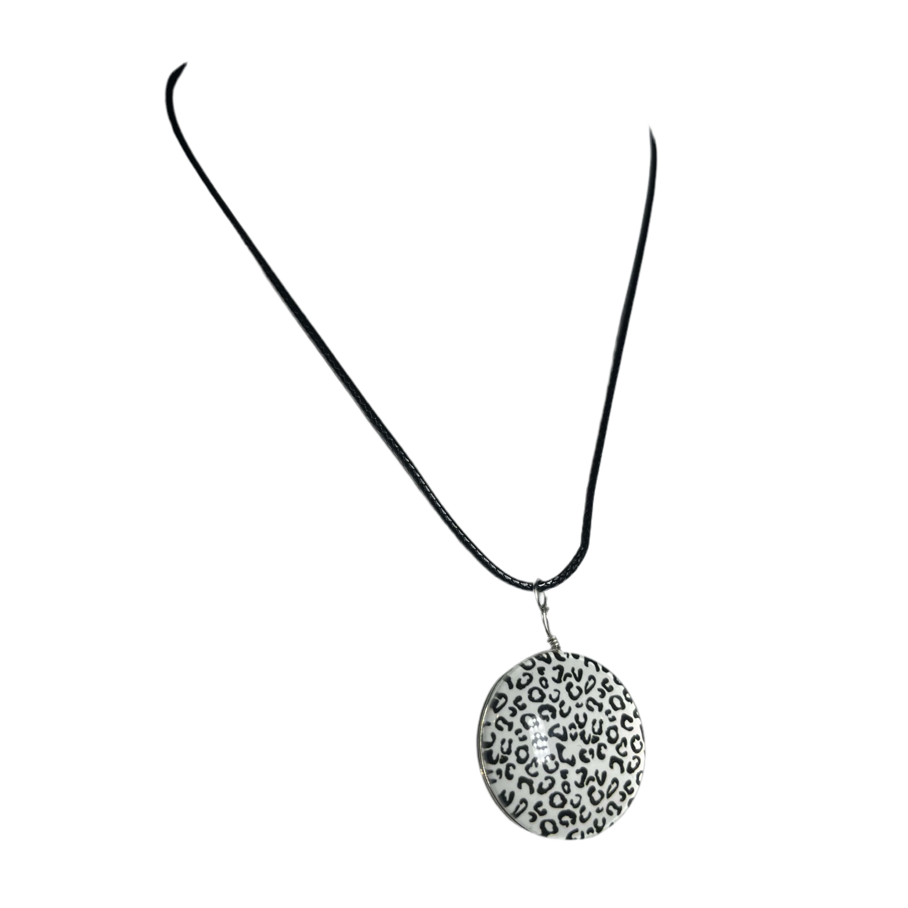 Leopard print necklaces ♡