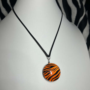 Zebra print glass necklaces ♡