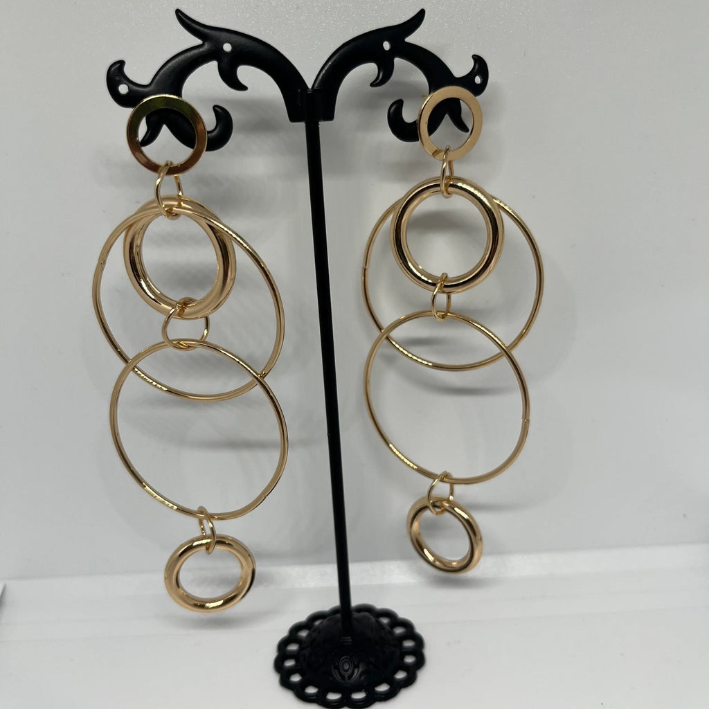 Alicia dangle earrings