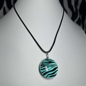 Zebra print glass necklaces ♡