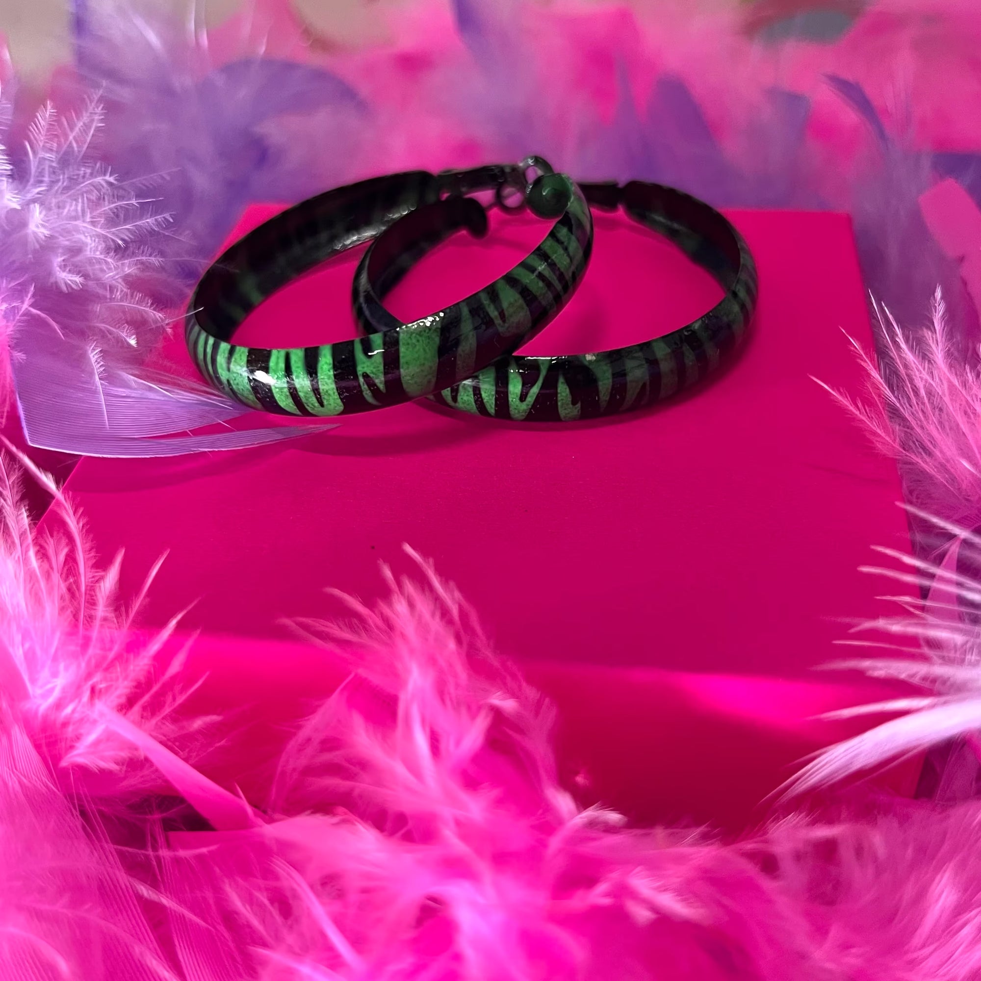 Vintage dark green zebra hoop earrings
